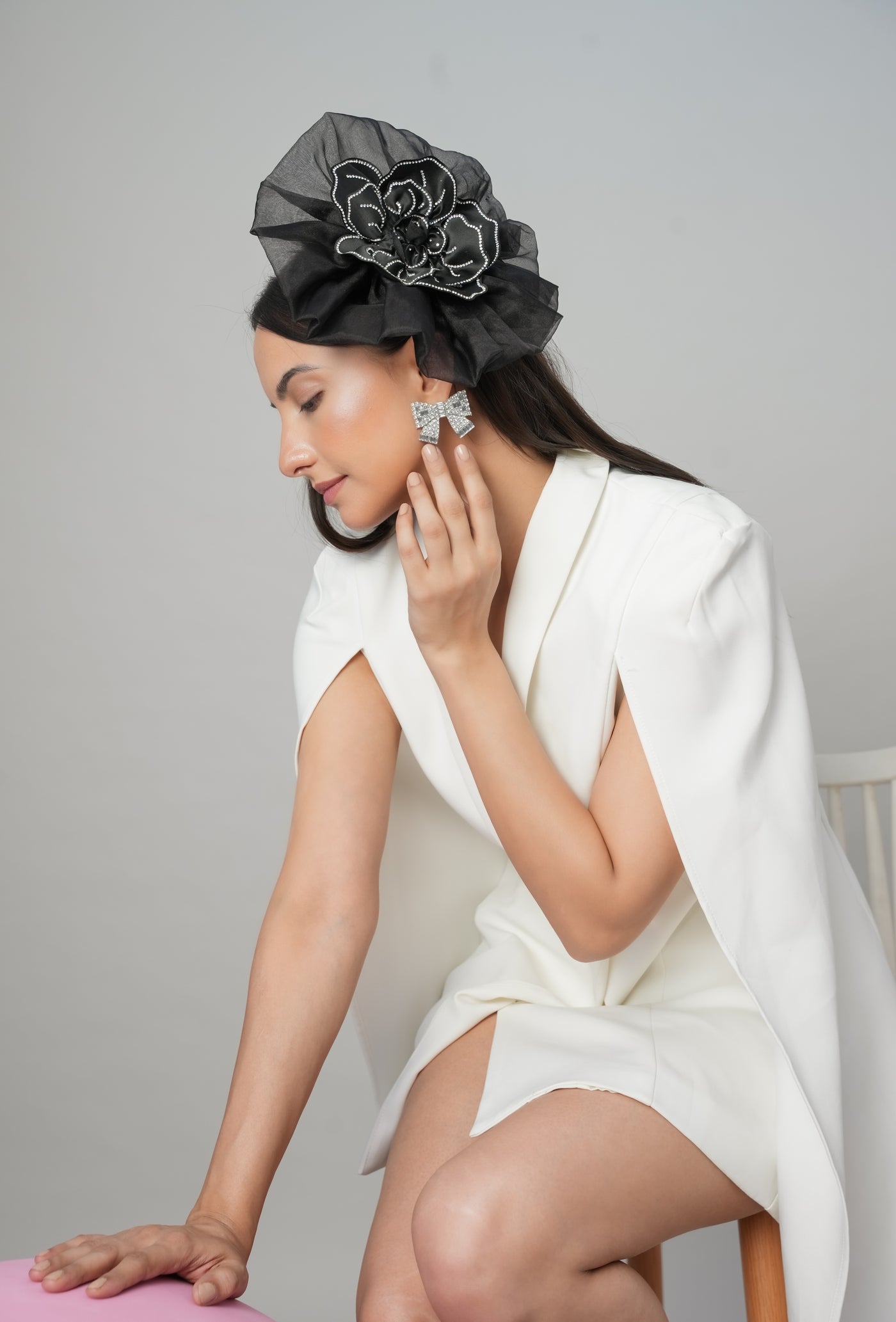 Blossom Brooch Black